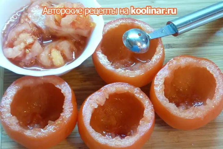 Свиная корейка на гриле с фаршированными помидорами на гарнир: шаг 12