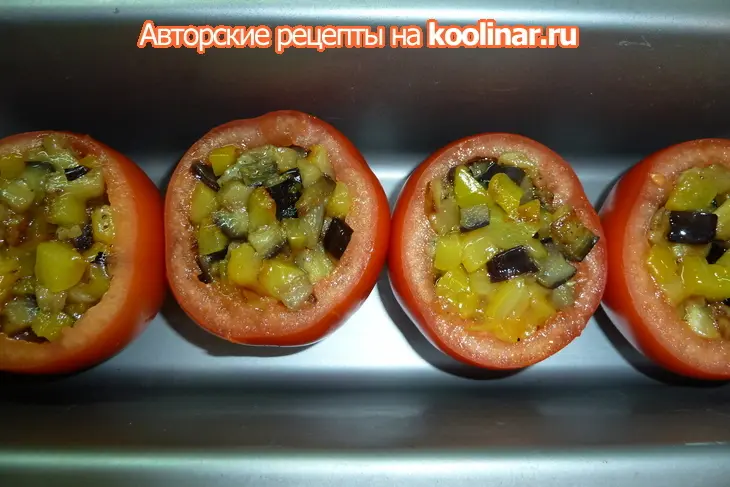Свиная корейка на гриле с фаршированными помидорами на гарнир: шаг 13