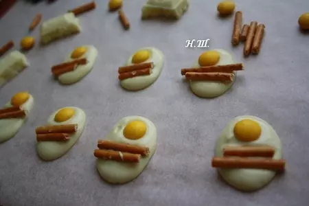 "яйца с беконом"- конфеты: шаг 2