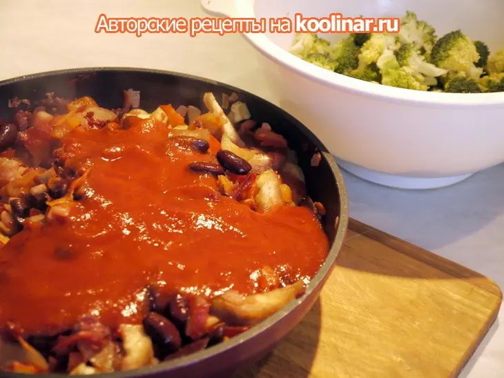 Постный борщ-имровизация с брокколи и баклажанами: шаг 2