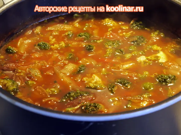 Постный борщ-имровизация с брокколи и баклажанами: шаг 3