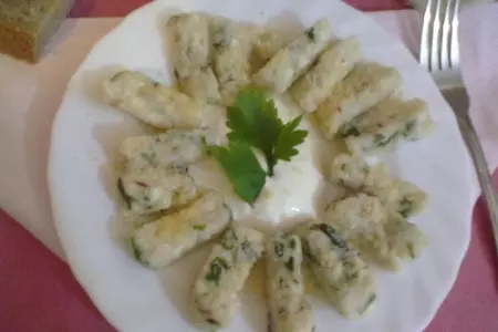 Вареники...ооочень ленивые...с сыром,зеленью и тмином))): шаг 9