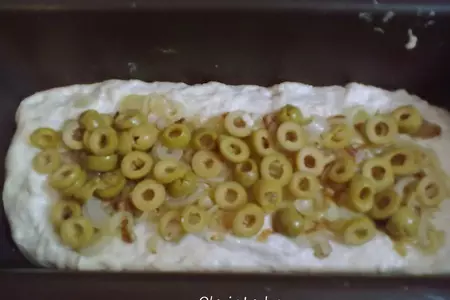 Хлеб...с жареным луком и оливками))): шаг 11