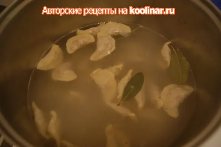 Вареники с мясом и грибной заправкой.: шаг 6