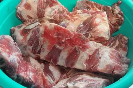 Говяжьи рёбра под острым соусом с бакарди: шаг 1