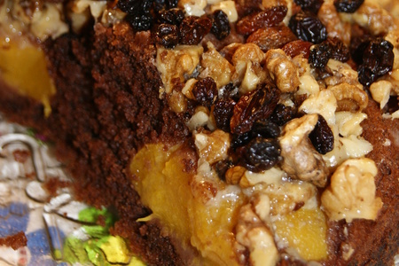 Шоколадный пирог с персиками и ореховой корочкой.: шаг 8