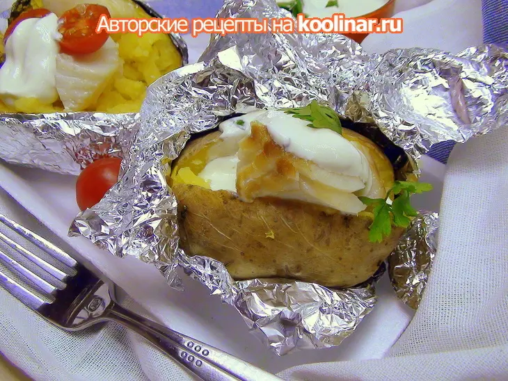 Печёная картошка с холодной треской и сметанным соусом: шаг 5