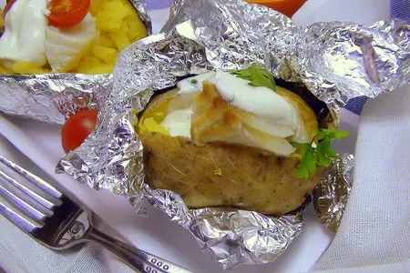 Печёная картошка с холодной треской и сметанным соусом: шаг 5