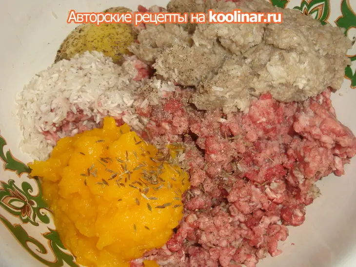 Тефтели сибирские с сюрпризом: шаг 2