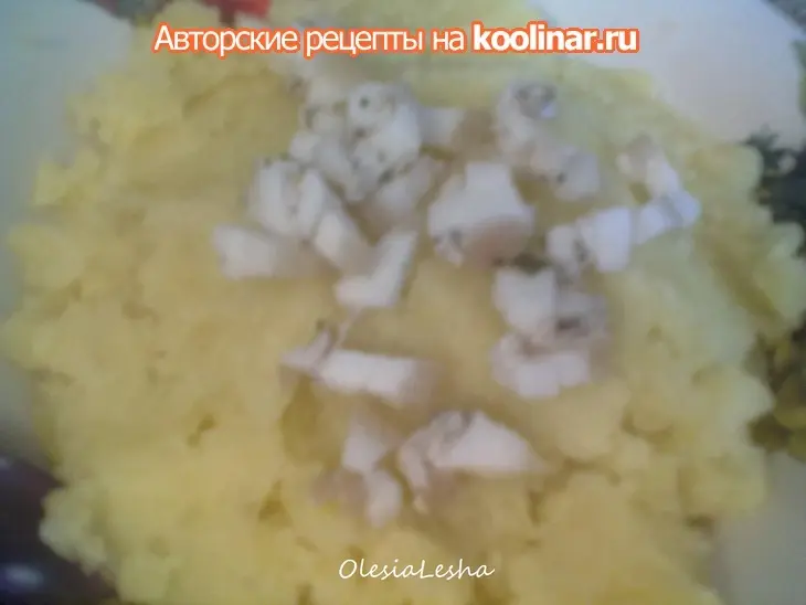 Вареники с картофелем и...с салом и...с луком))): шаг 8