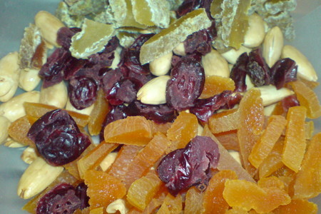 Штрудель  из свежих  груш, орешков и сухофруктов: шаг 1