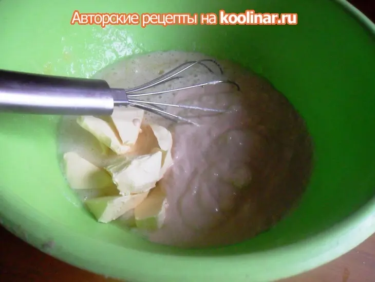 Кекс на ряженке с творогом: шаг 3