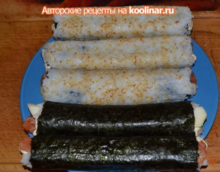 Роллы и суши с красной рыбы: шаг 2