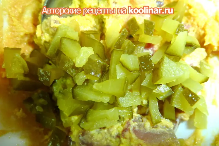 Закусочные "пирожные" с сельдью + вязанки с сельдью как бонус на закуску: шаг 4