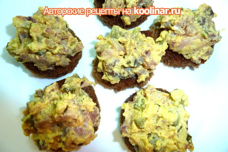 Закусочные "пирожные" с сельдью + вязанки с сельдью как бонус на закуску: шаг 5