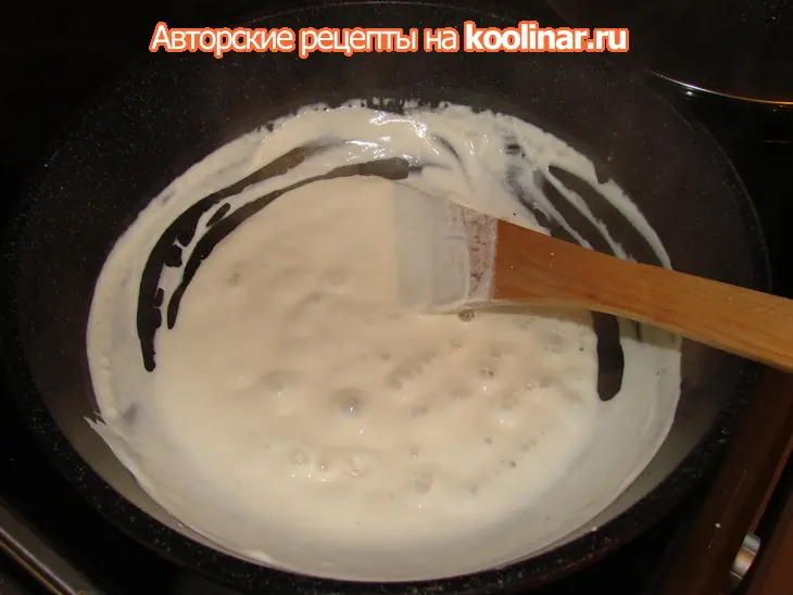 Куриные ножки в медово-горчичной глазури с запеченным чесноком и гарниром: шаг 8