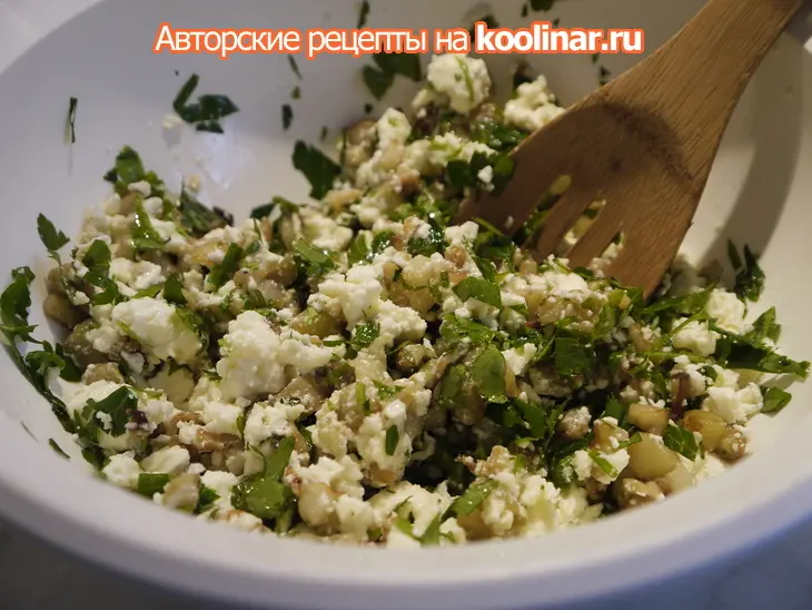 Бёрек (бурек, бюрек, борек) с начинкой из баклажан с брынзой: шаг 2