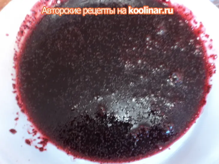 Пирожное безе с черной смородиной.: шаг 4