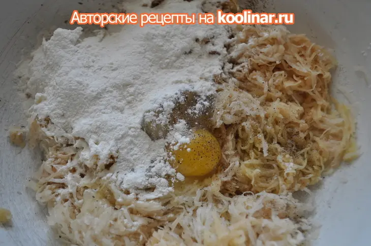 Густой суп с шампиньонами и картофельными клёцками: шаг 3