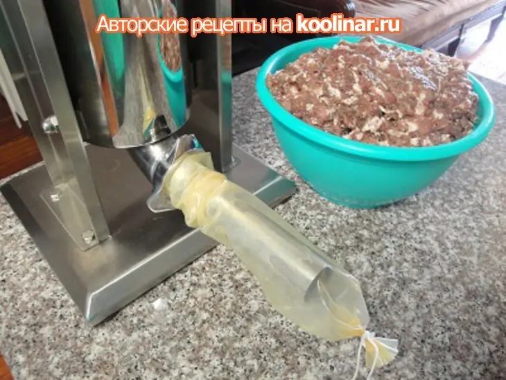 Краковская колбаса высшего сорта: шаг 3