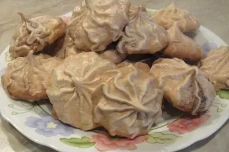 Пирожное безе с какао и кофейным кремом: шаг 1