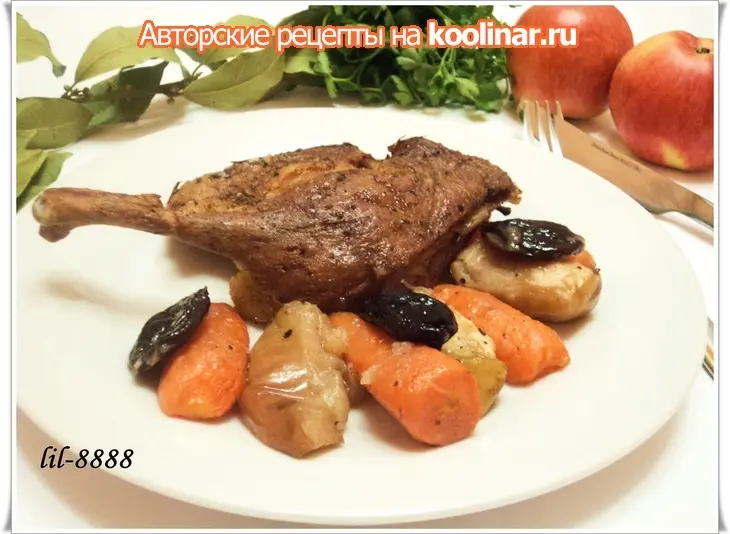 Утка запеченная с морковью, яблоками и черносливом.: шаг 3