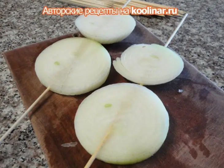 Креветки с чесноком и луком на гриле: шаг 3