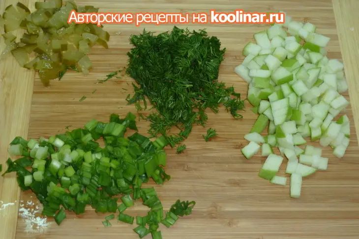 Хлебные корзиночки с финским селедочным салатом и картофельными шариками на гарнир: шаг 2