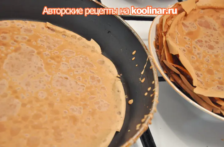 Блинный шоколадный торт: шаг 2