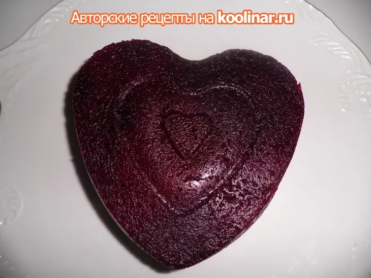 Салат "розовое сердце": шаг 5