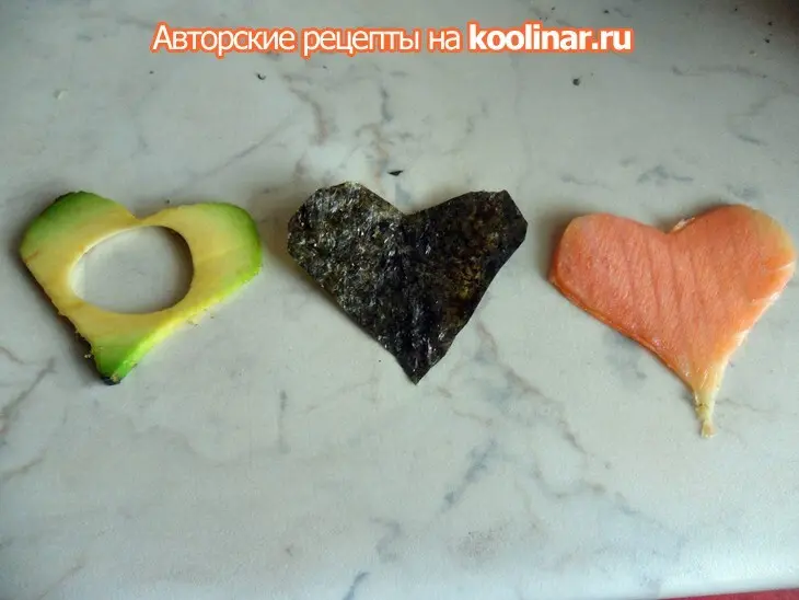 Суши "love": шаг 1