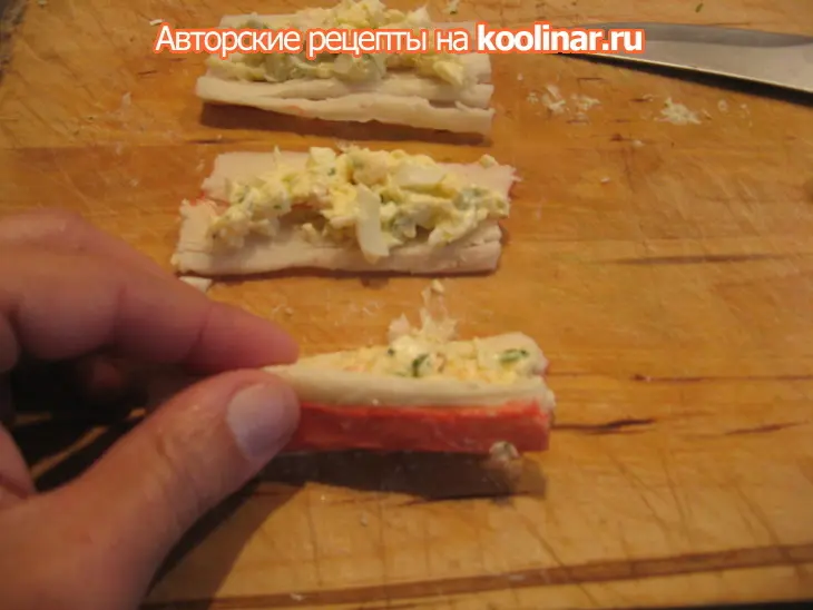 Крабовые палочки фаршированные креветками: шаг 5