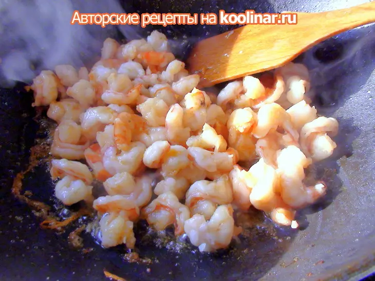 Стеклянная лапша с овощами и креветками.: шаг 5
