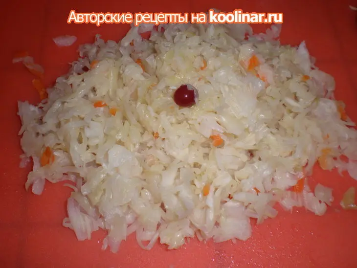 Запеченные сладкие перцы, фаршированные квашеной капустой: шаг 2