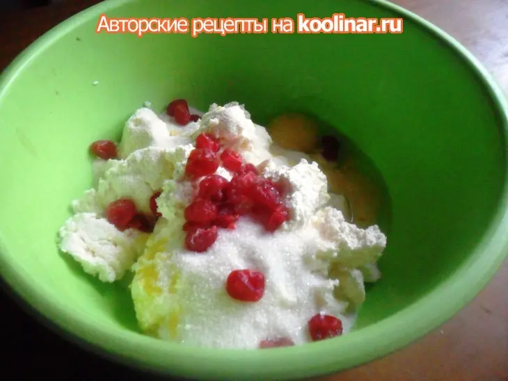 Двухслойная творожная запеканка: шаг 1