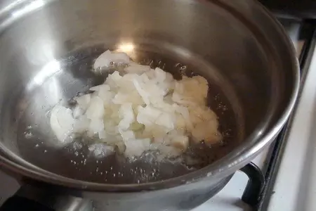 Картофельный суп-пюре с креветками: шаг 2
