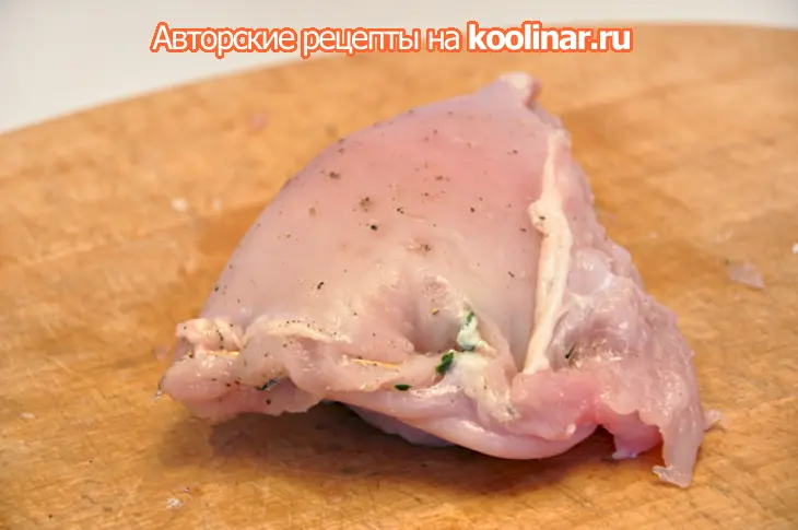 Куриные кордон блю с начинкой из шпината, творога и горгонзолы.: шаг 5