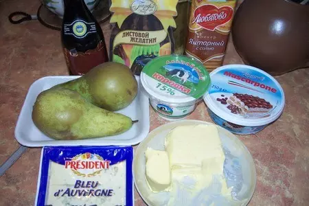 Тортики из голубого сыра на карамелизированных грушах: шаг 1