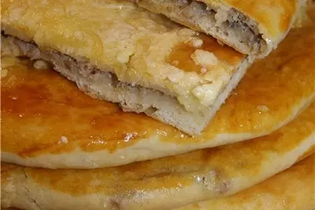 Менгрельские хачапури с сыром и хачапури кубдари с мясом: шаг 10