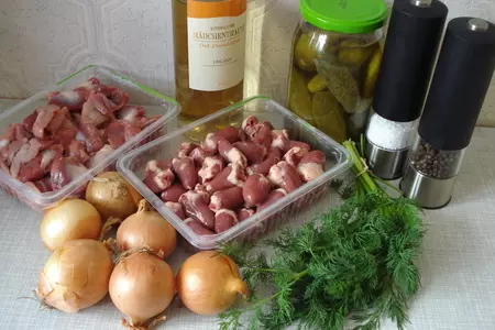 Гуляш из куриный потрохов: шаг 1