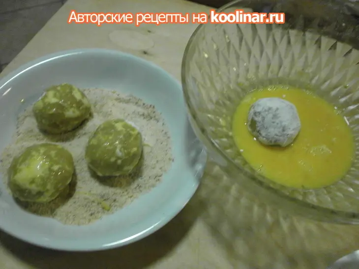 Гороховые котлеты "мандарины" с соусом - майонез из моркови: шаг 3