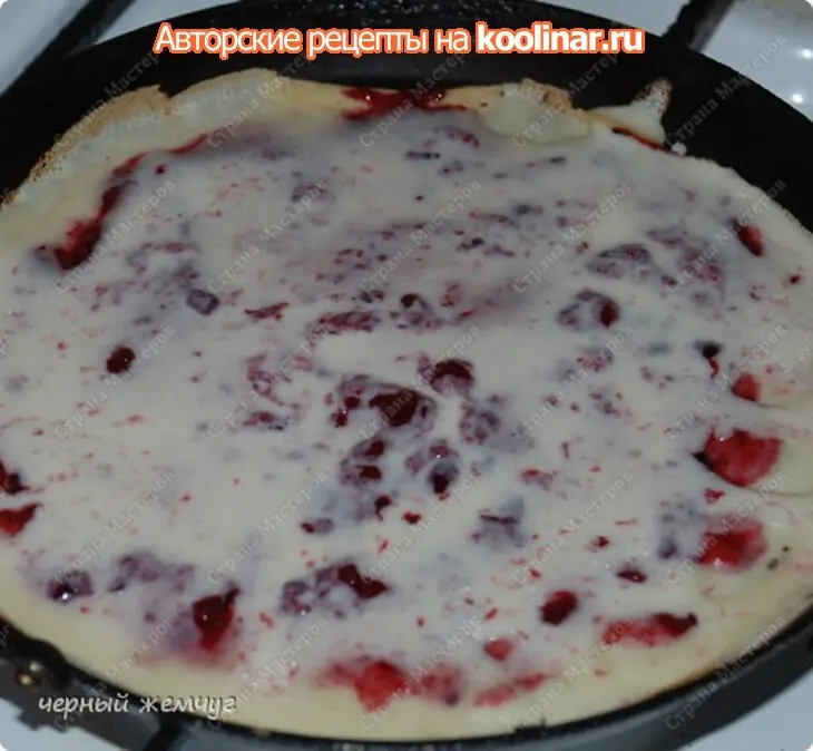 Блинные рулетики с ежевикой: шаг 3