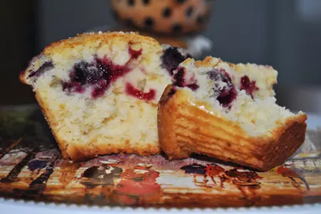 Кексы с вишней и хрустящей корочкой: шаг 3