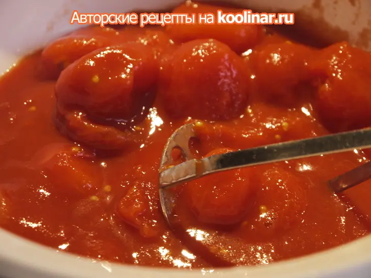 Легкий зимний томатный супчик с яйцом: шаг 3