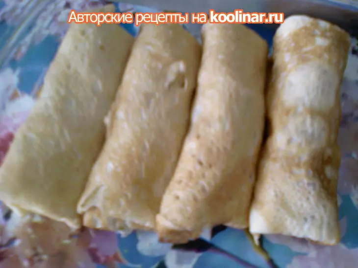 Блинчики с тушёными куриными сердечками, запечённые в духовке до хрустящей корочки: шаг 5