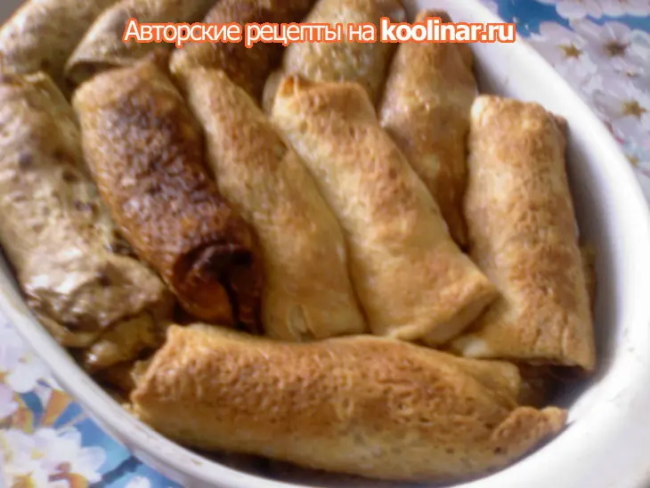 Блинчики с тушёными куриными сердечками, запечённые в духовке до хрустящей корочки: шаг 8