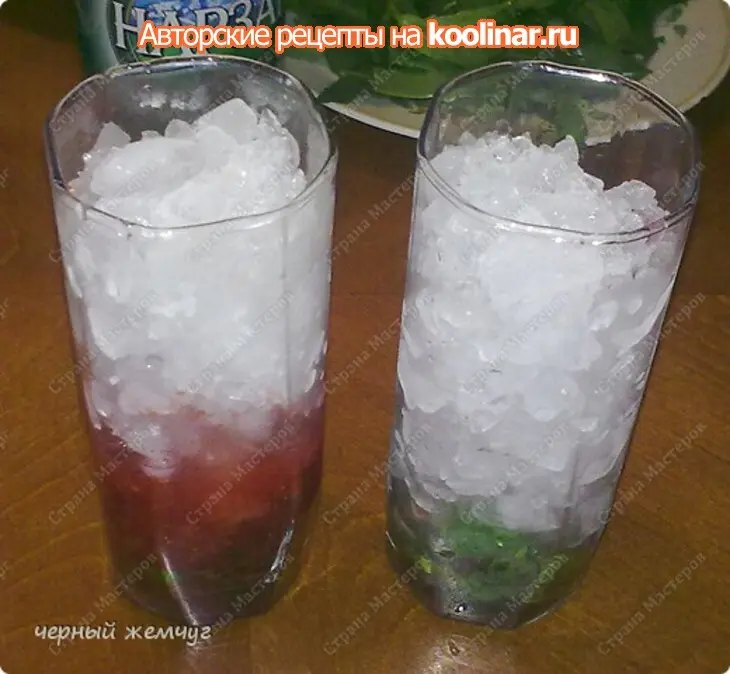Коктейль "мохито" и коктейль "мохито клубничный": шаг 4