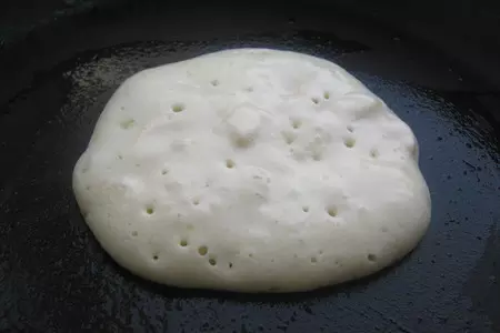Оладьи с бананами  (banana pancakes).: шаг 6