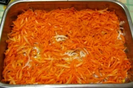 Хек с черносливим и овощами: шаг 2