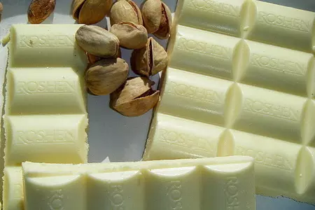 Нежный десерт с белым шоколадом и ликёром бейлиз: шаг 2